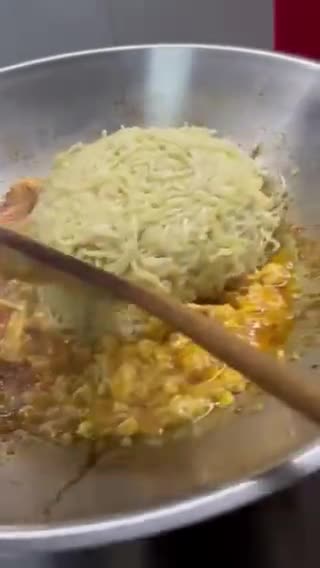 Gambar langkah 4 resipi Indomie Pedas (R246).