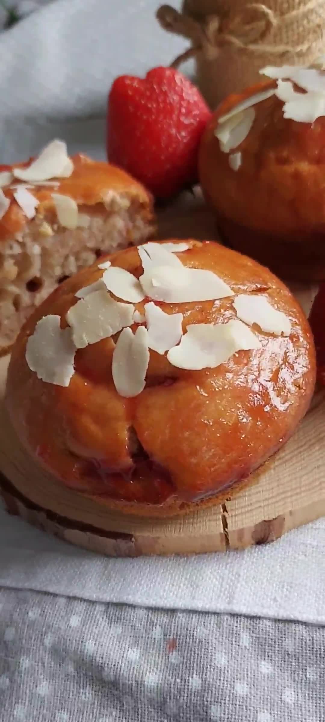 Une image de l'étape 7 de Muffins aux fraises et ricotta.
