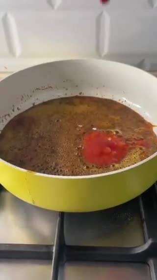 صورة لخطوة 7 من وصفة صوص البيتزا