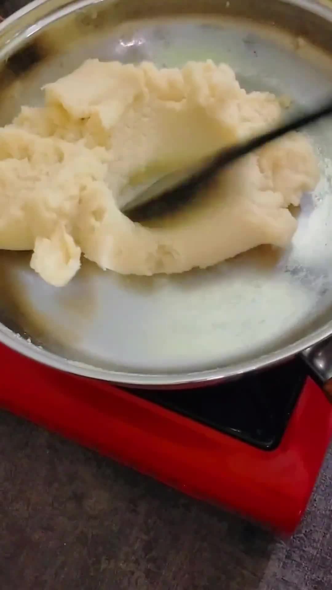 Foto langkah ke 8 dari resep Kue Soes Vla Salted Egg.