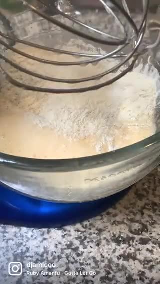 Une image de l'étape 5 de 👒Gâteau 🍰ananas 🍍 de MAMIE 👵.
