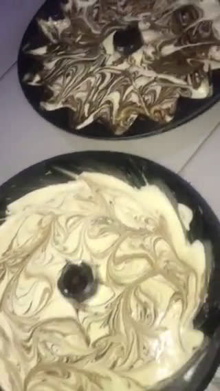 Foto langkah ke 4 dari resep Bolu zebra.