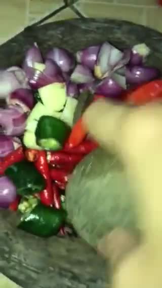 Foto langkah ke 1 dari resep Tempe penyet pedas.
