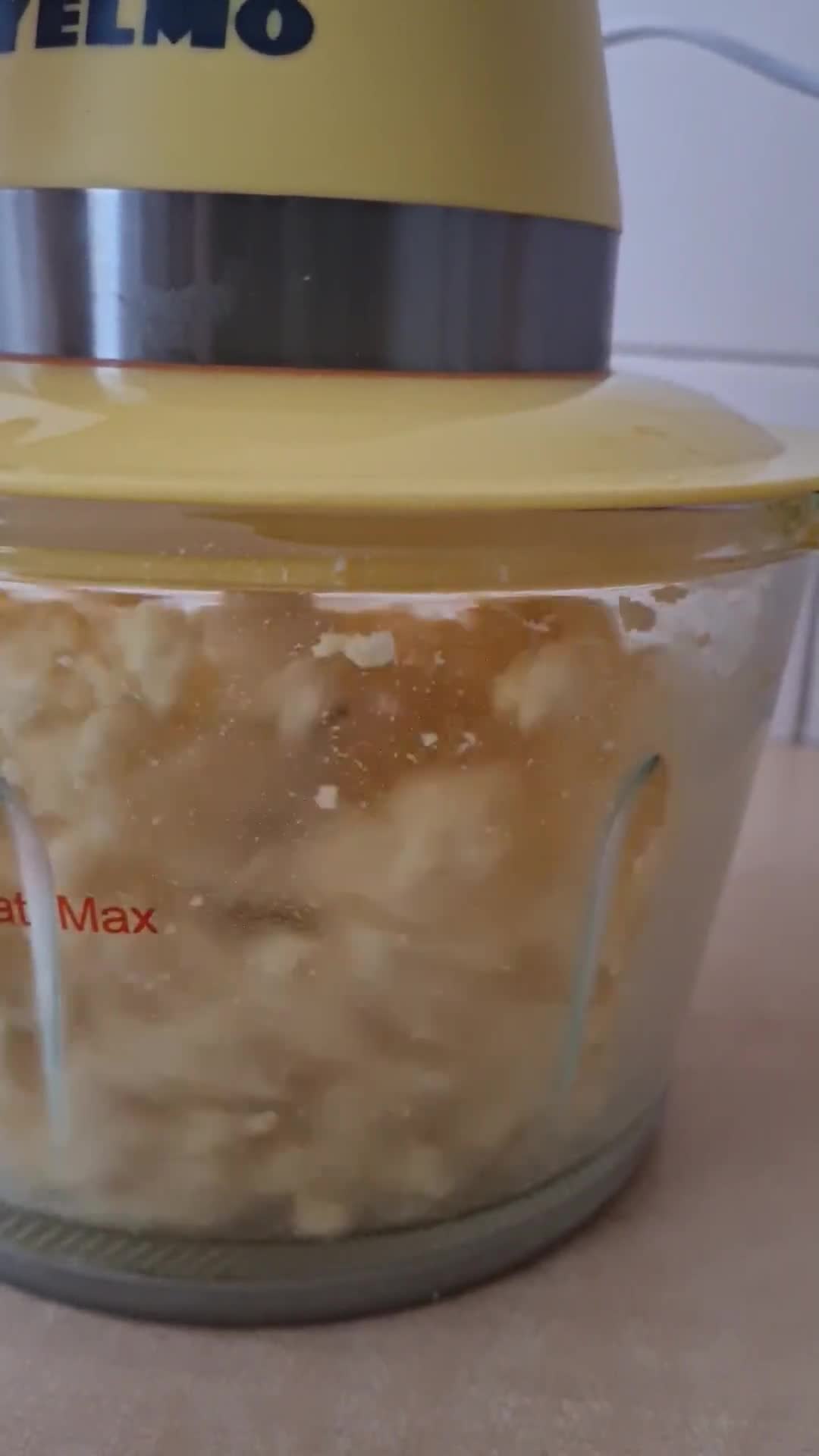 Foto del paso 3 de la receta: Masa de tarta sin gluten y keto 🥥 Masa de tarta con harina de coco apta dietas cetogénica 🥚