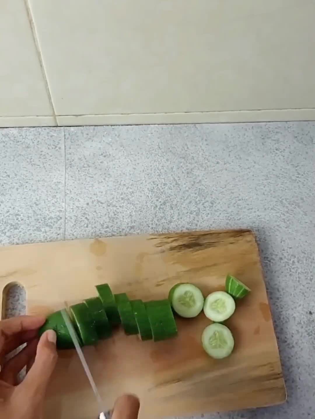 Foto langkah ke 2 dari resep Green smoothies mangga, banana, dan sayur.