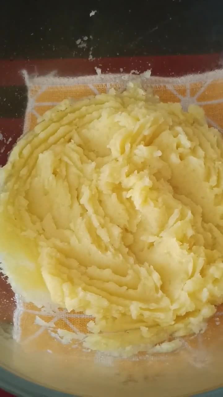 Gambar langkah 3 resipi Bebola Kentang Enoki & Sayur-Sayuran.
