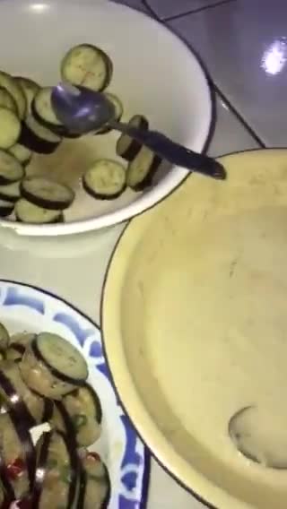 Foto langkah ke 3 dari resep Terong Goreng Isi Ayam.