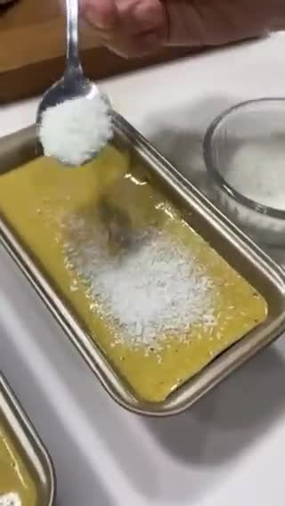 Foto langkah ke 6 dari resep Gluten-free Pumpkin Cake.