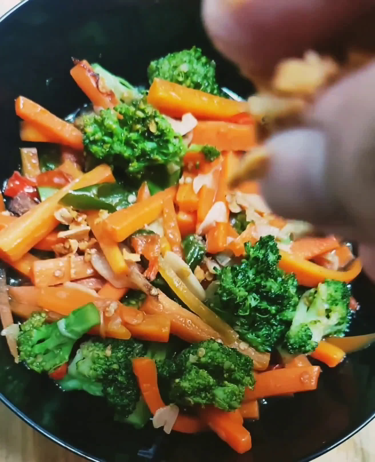 Foto langkah ke 6 dari resep Garlic Broccoli.