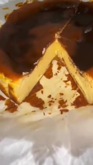 Foto langkah ke 7 dari resep Basque burnt cheesecake.