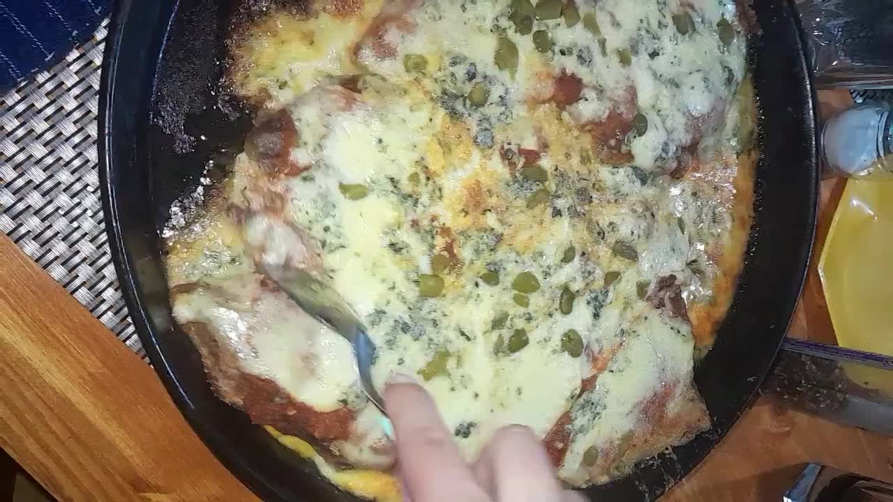 Foto del paso 4 de la receta: Matambre A La Pizza Con Roquefort Al Horno Súper Tierno Se Corta Con Cuchara