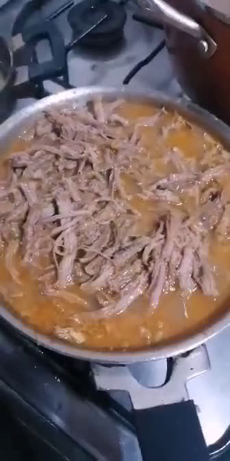Foto del paso 3 de la receta: Empanadas de carne desmechada