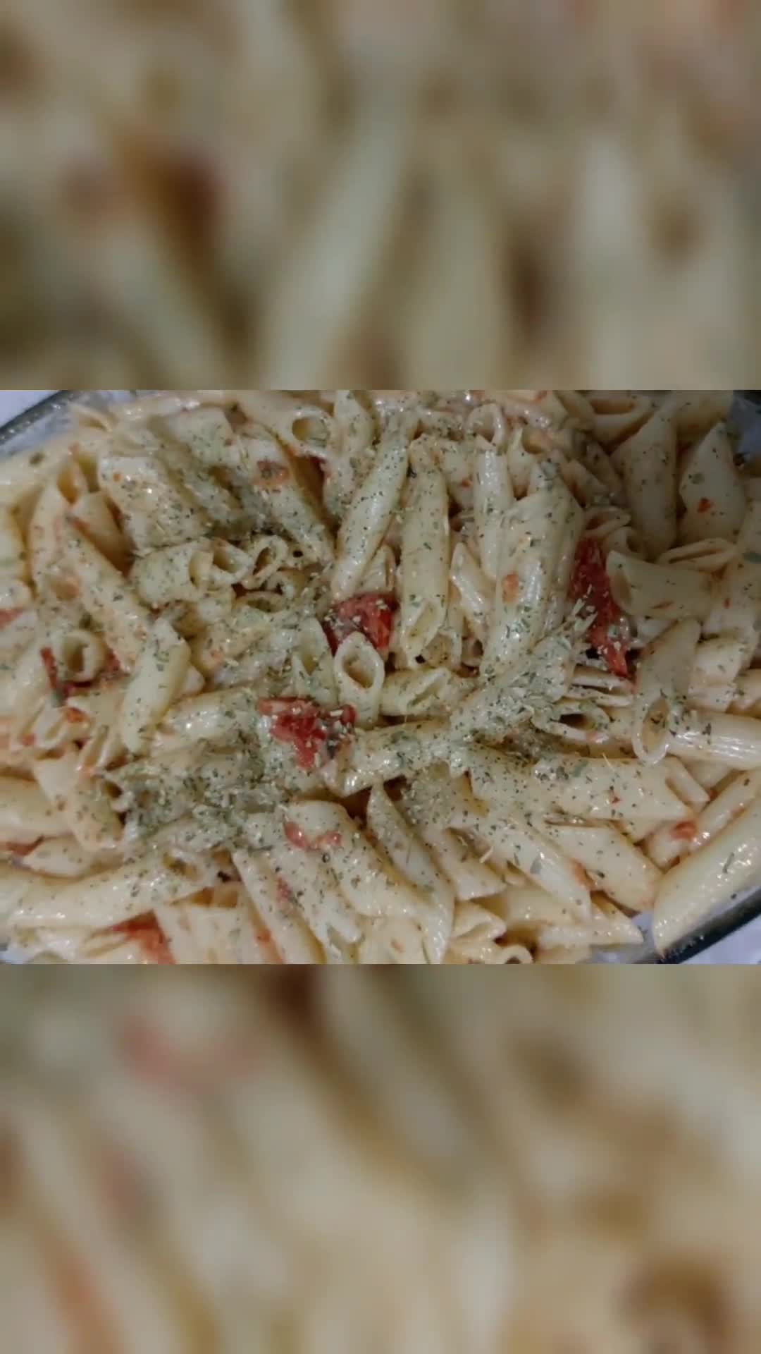 صورة لخطوة 2 من وصفة باستا فيتا 😋 معكرونة بالجبنة الفيتا 🍝