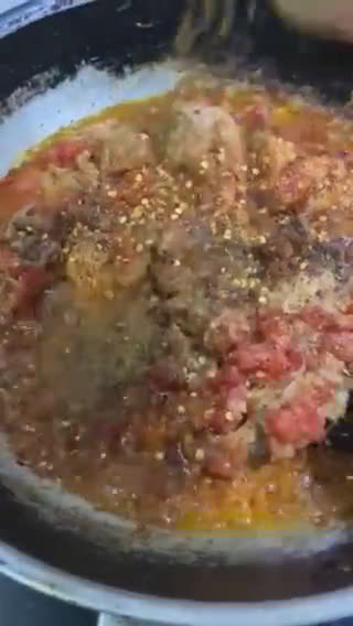 A picture of step 5 of Chicken Shinwari karahi.