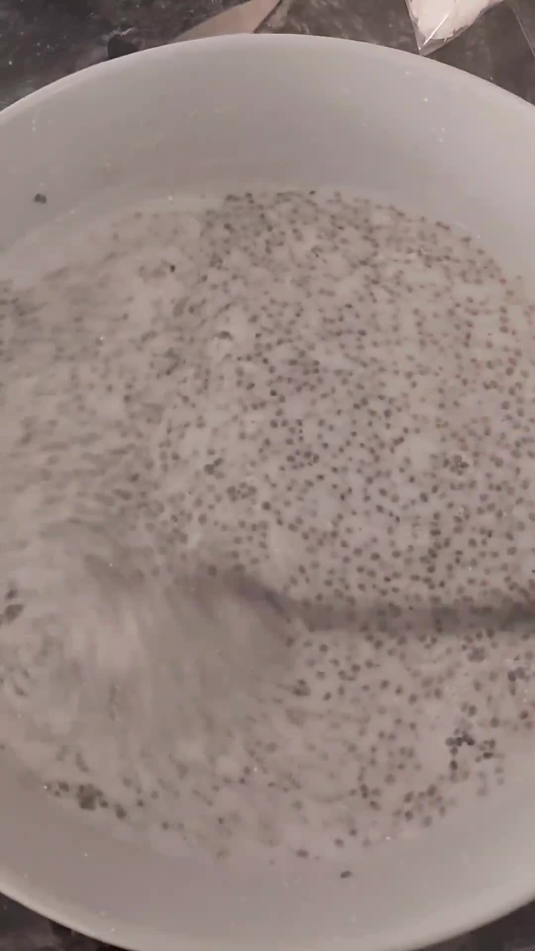 Foto del paso 1 de la receta: Pudin de Chía y Coco