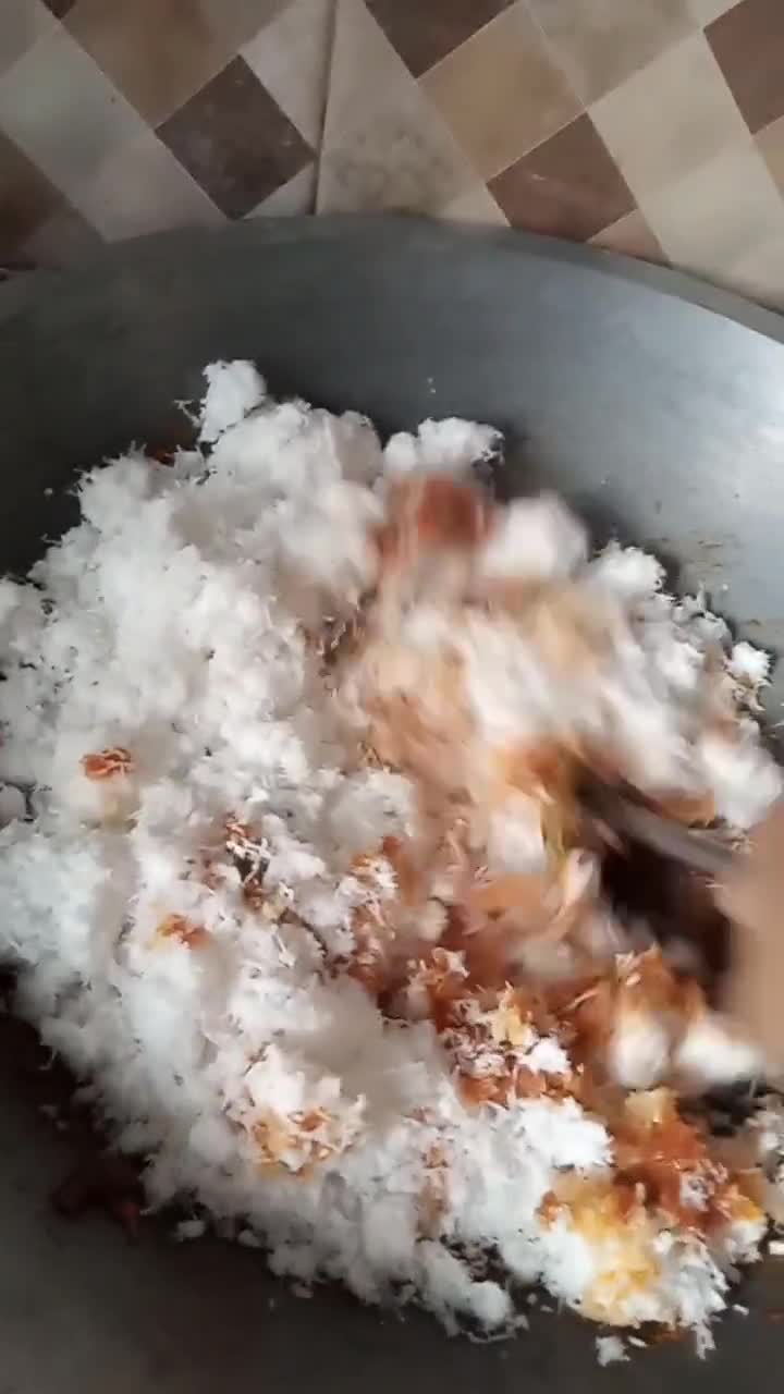 Foto langkah ke 3 dari resep Ketan Serundeng.
