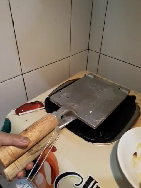 Foto langkah ke 5 dari resep Eggroll (kue semprong).