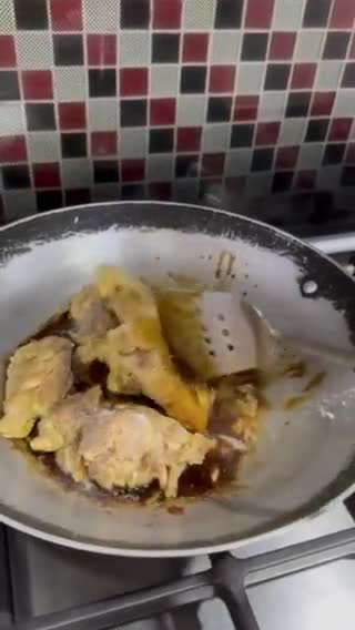 Foto langkah ke 3 dari resep Ayam Tumis Saus Mentega.