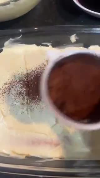 Gambar langkah 3 resipi Tiramisu.