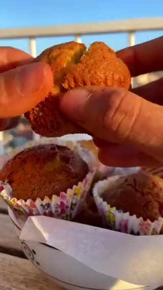 Foto del paso 3 de la receta: Magdalenas de naranja sin azúcares