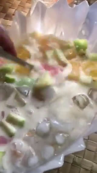 Gambar langkah 4 resipi Mixed Fruit Cocktails.