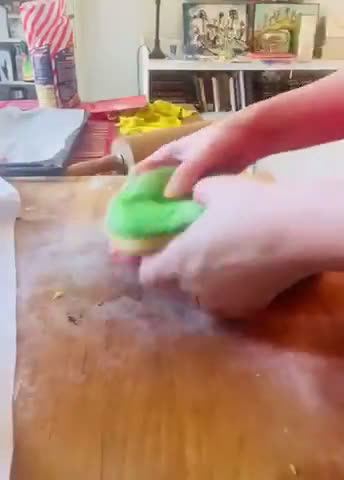 Foto del passaggio 5 della ricetta Panbrioche multicolor
