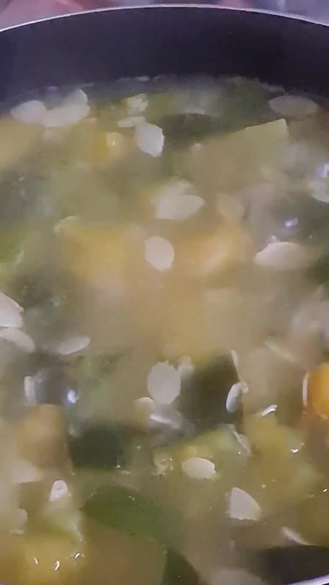 Foto del paso 3 de la receta: Zapallitos redondos con avena tostada 🌱 Plant based 🌿