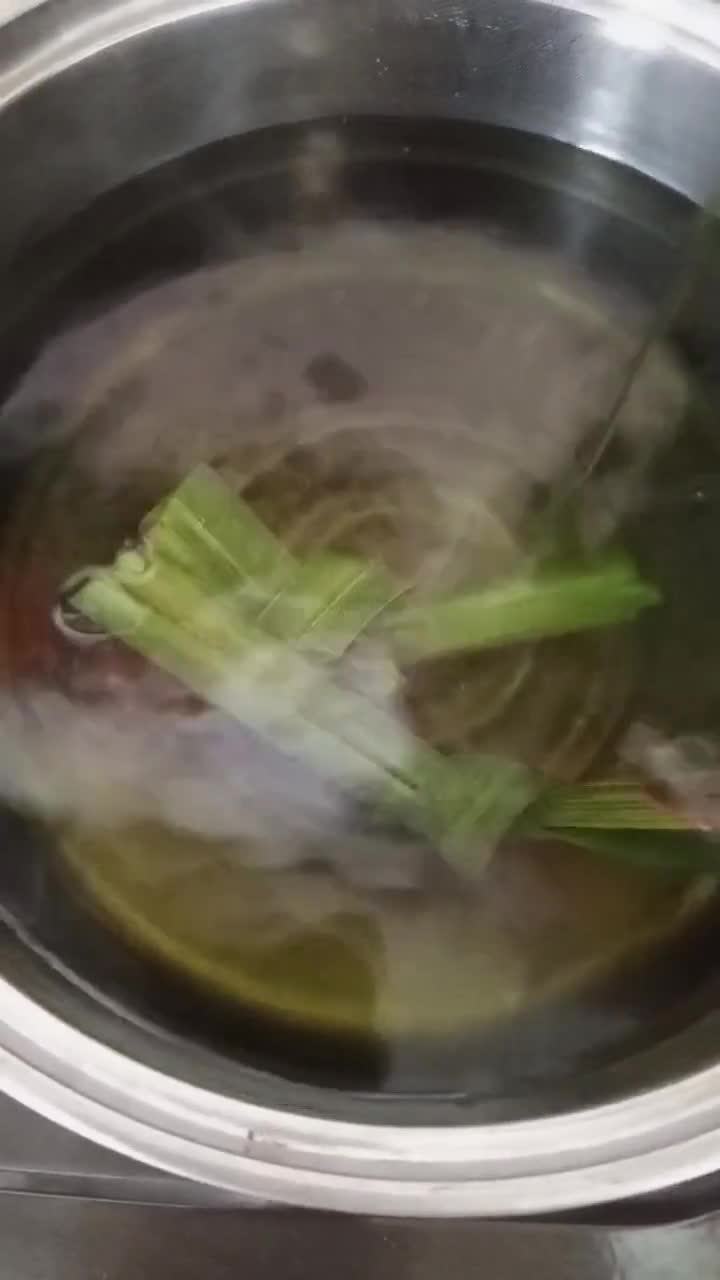 Foto langkah ke 2 dari resep Kolak Melon Ubi Oranye.