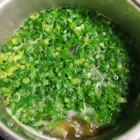 Hình bước làm 4 của món Canh Cải Ngọt Nấu Tôm Biển