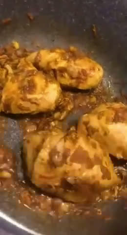 صورة لخطوة 2 من وصفة رز بخاري بكشنة البصل