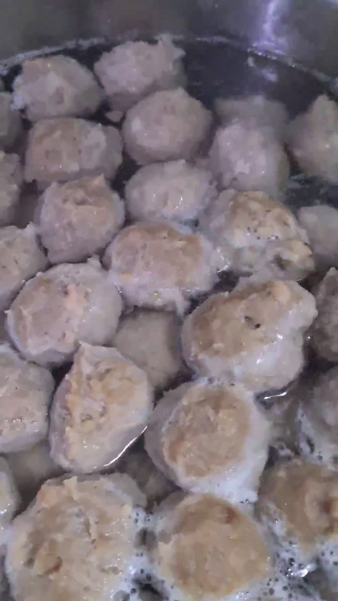 Foto langkah ke 5 dari resep Premium Bakso Sapi Homemade. Tanpa Pengenyal.