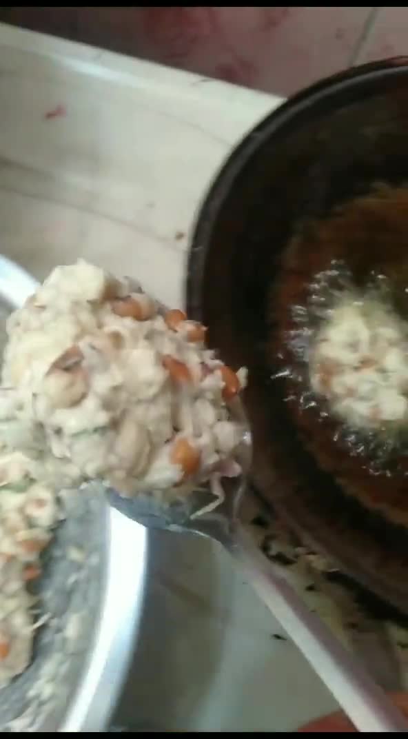 Foto langkah ke 6 dari resep Rarawuan Kacang Tolo (Gorengan Khas Sunda).
