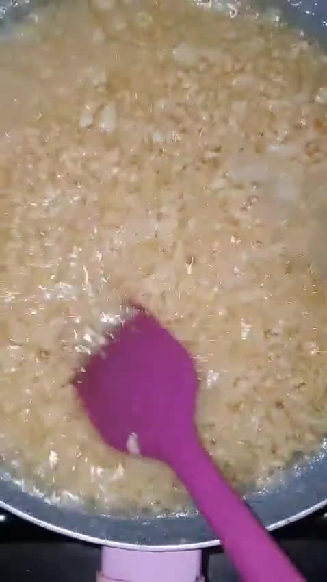 Foto langkah ke 2 dari resep Garlic Oil.