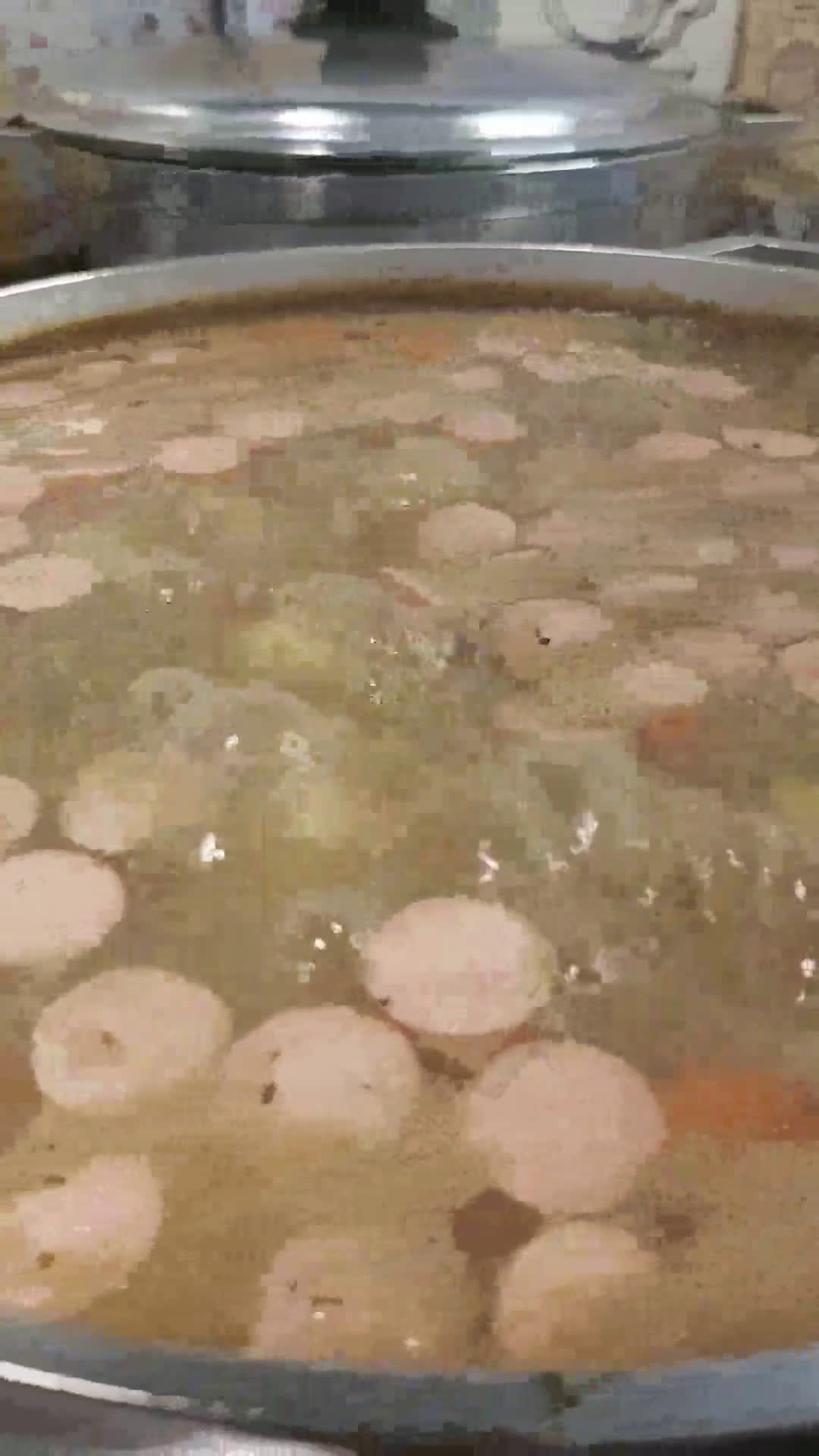 Foto del paso 6 de la receta: Sopa de lentejas con carne y cábano