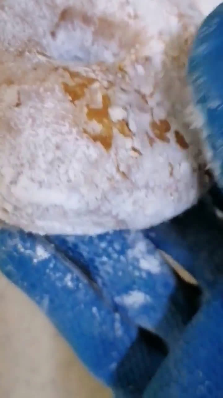 صورة لخطوة 12 من وصفة دونات قطنيه 🍩🍩