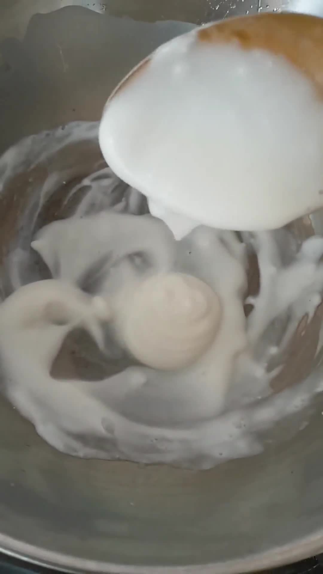 Foto langkah ke 8 dari resep Klepon Pancake Pandan.