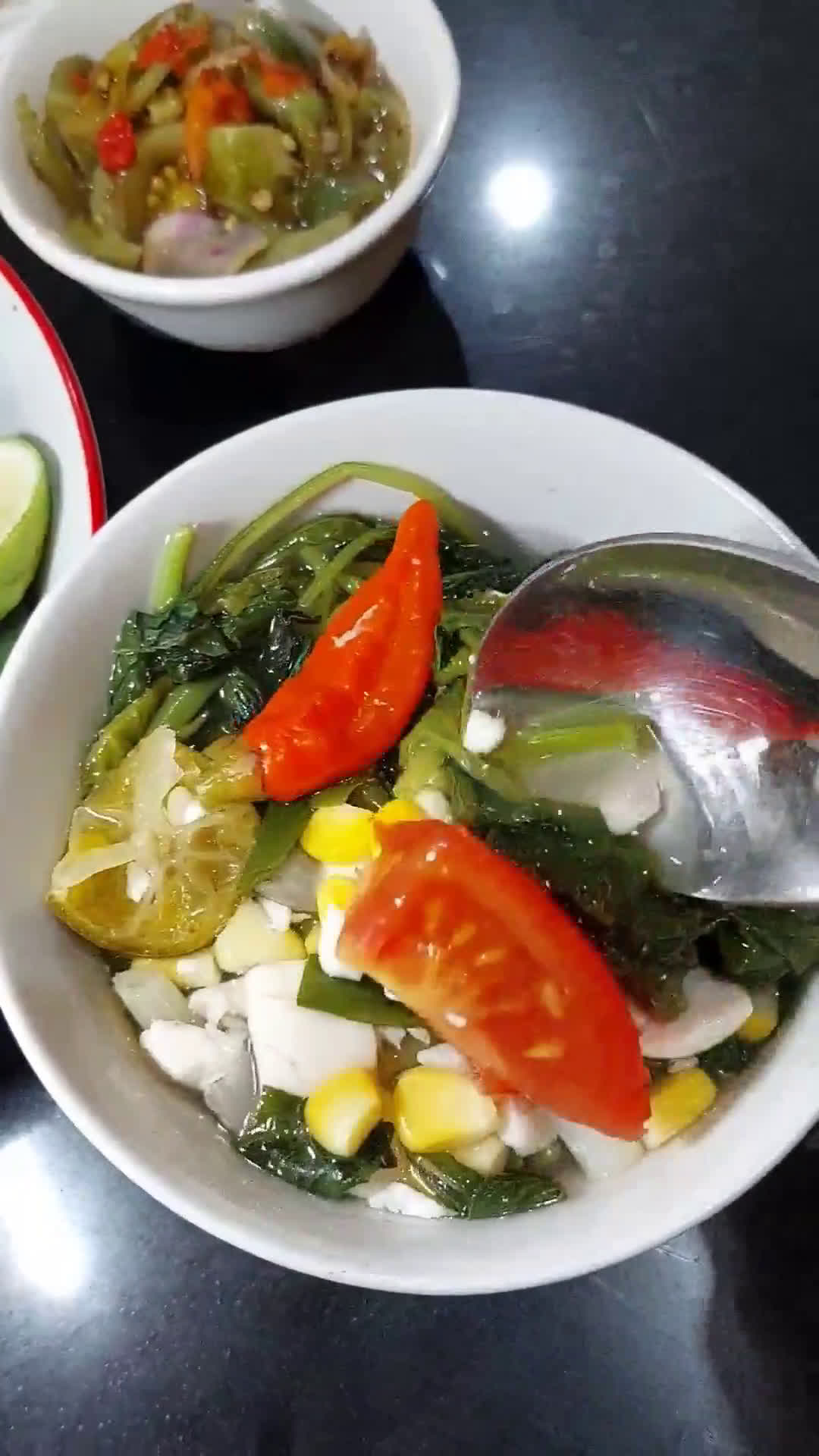 Foto langkah ke 3 dari resep Kuah Asam Tahu (263).