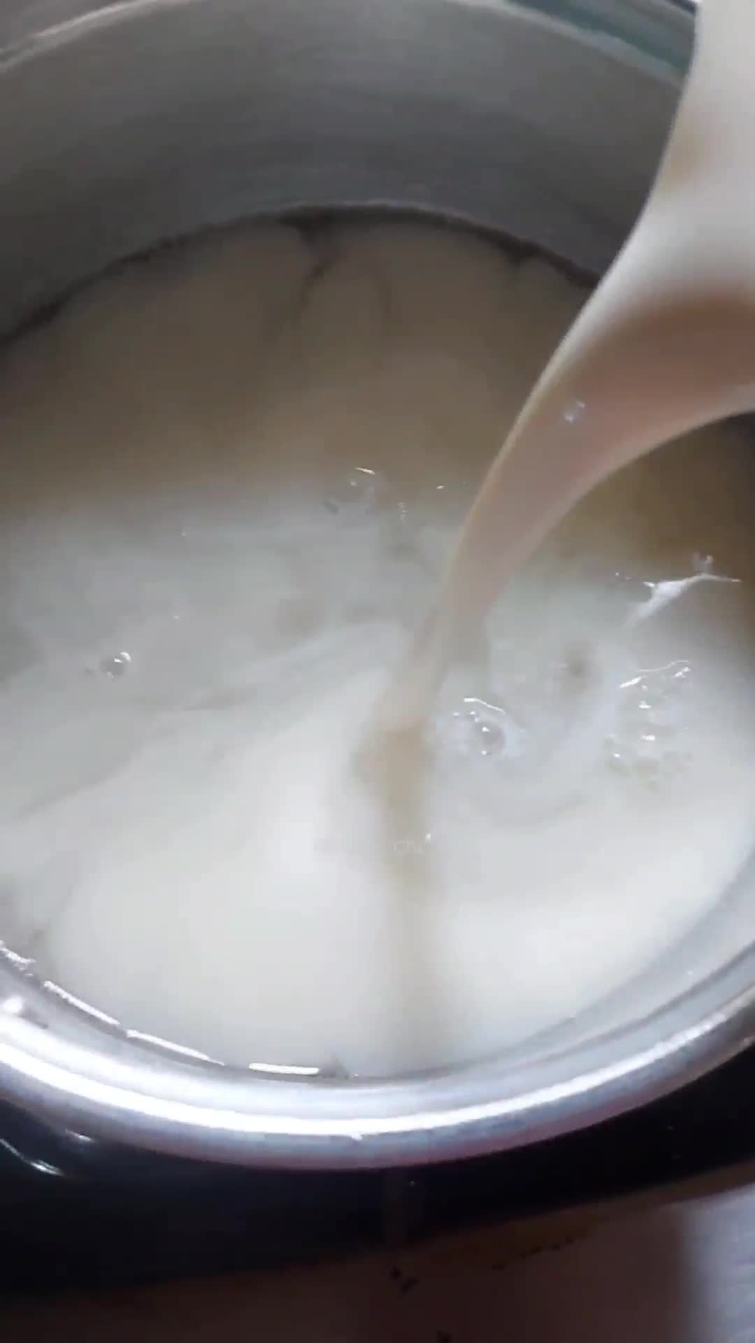 Foto langkah ke 2 dari resep Soy Milk Puding with Longan.