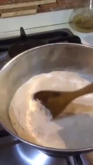 عکس مرحله 1 از دستور نان برگر عالی 🍔 نرم مثل پنبه