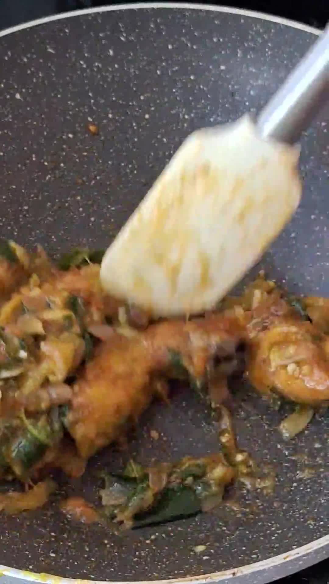 Foto langkah ke 5 dari resep Ayam Cabe Hijau.