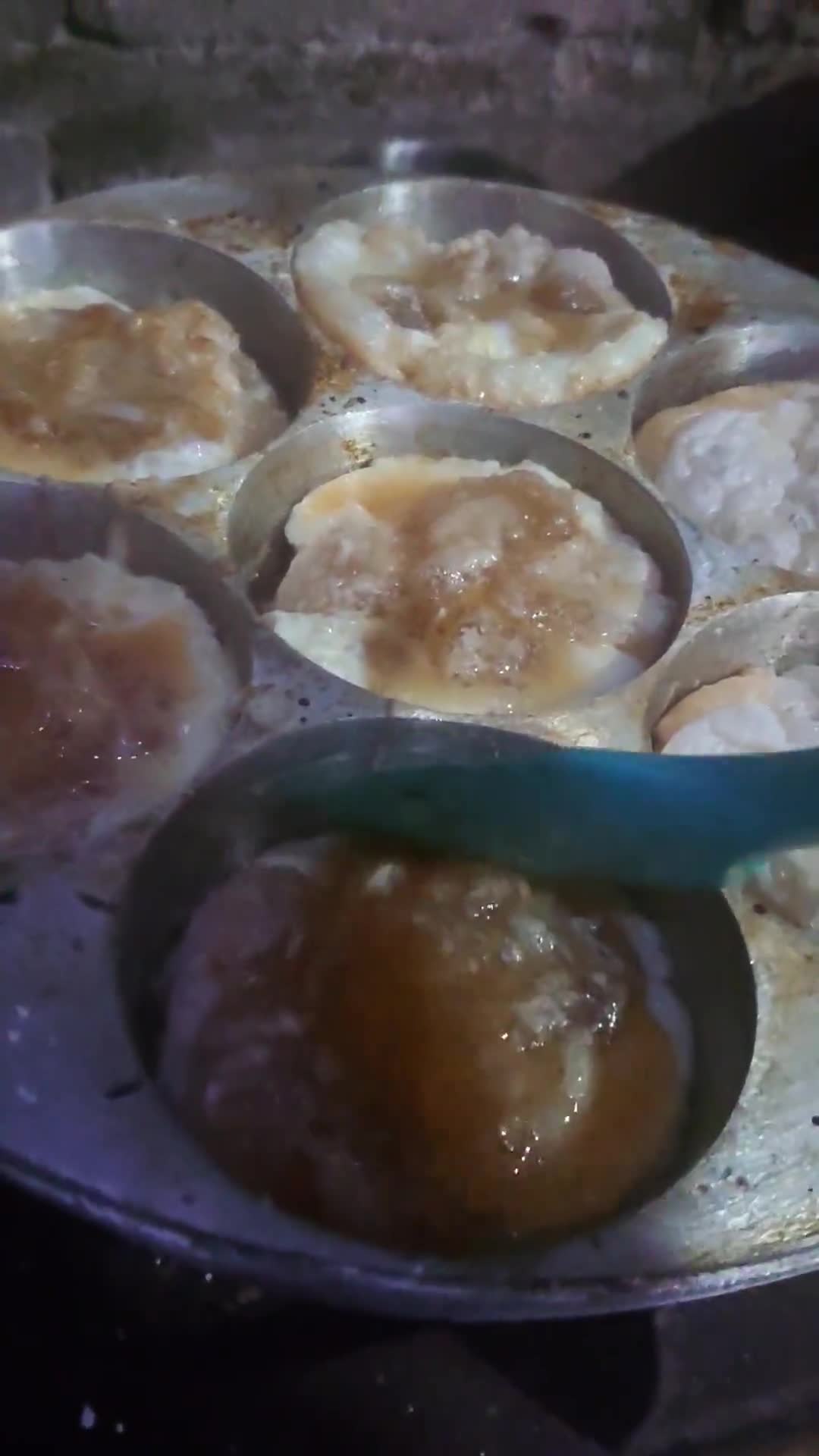 Foto langkah ke 4 dari resep Papeda goreng telur.
