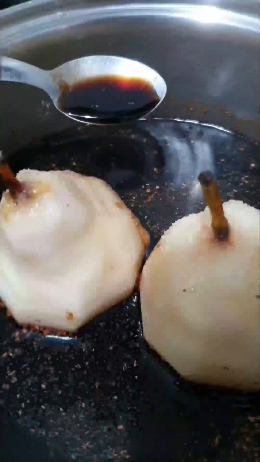 Foto del paso 4 de la receta: Peras al vino tinto 🍷🍐🤩