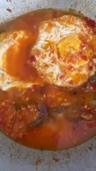 Foto langkah ke 2 dari resep Telur dan Terong Balado.