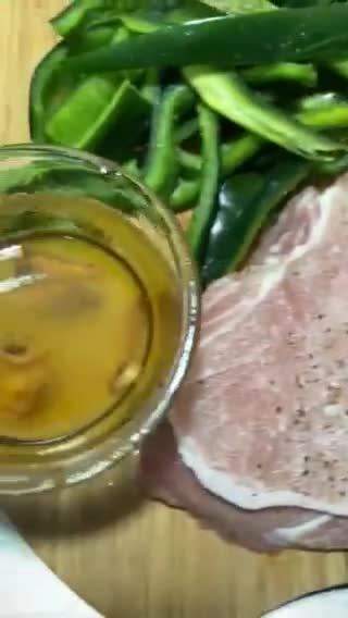 Foto del paso 2 de la receta: Puerco a la Mexicana