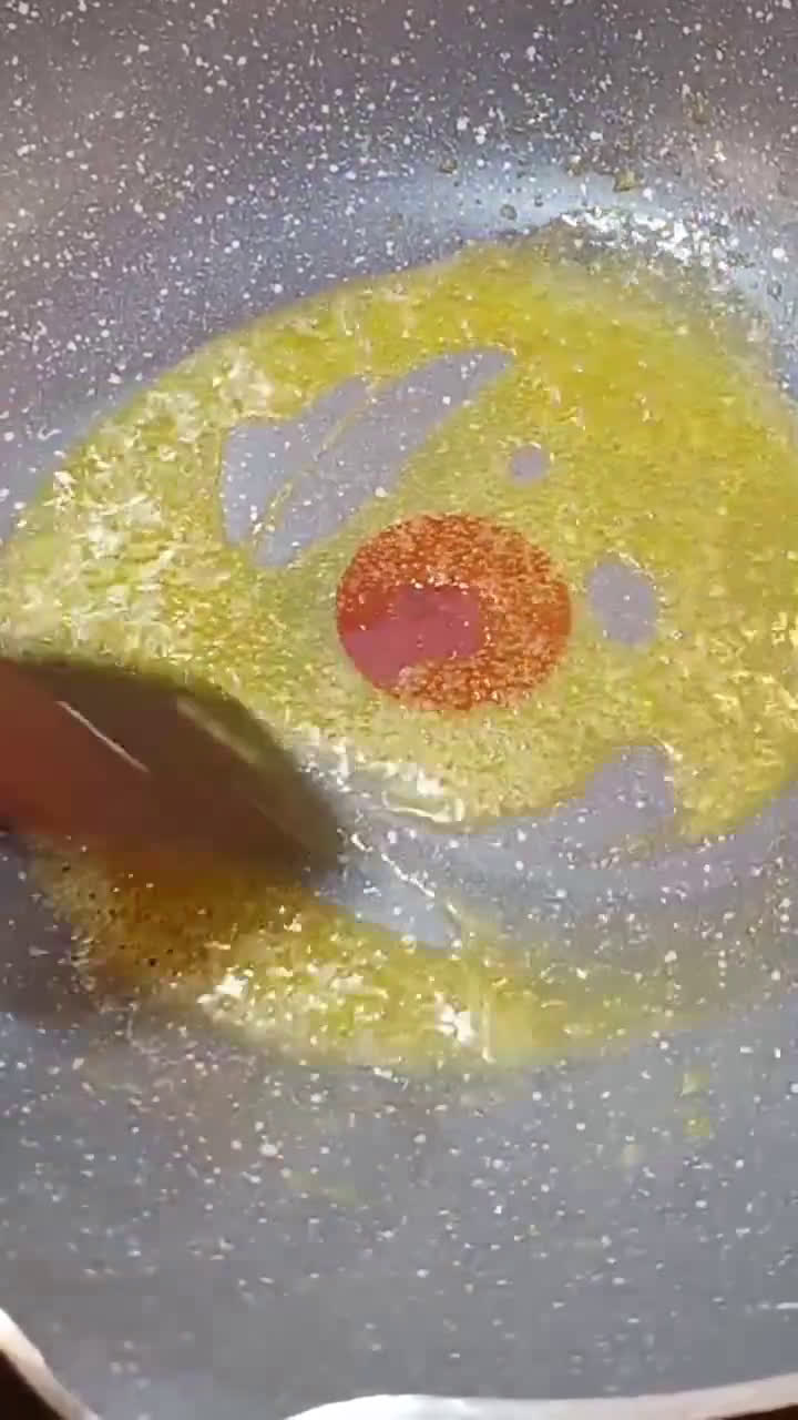 Foto langkah ke 3 dari resep Telur Dadar Sosis.