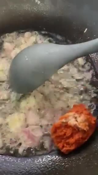 Foto langkah ke 3 dari resep Sayur Singkong Kecombrang.