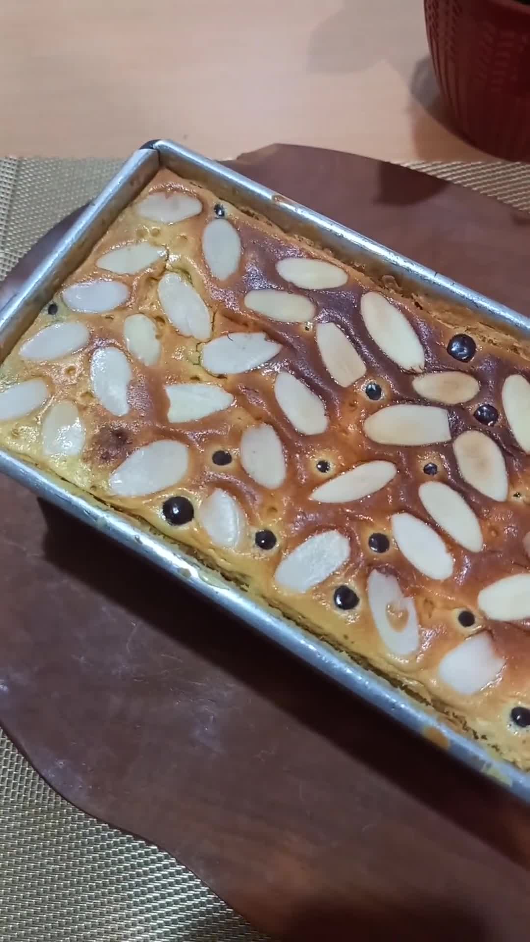 Foto langkah ke 8 dari resep Lapis Legit Keju Almond.