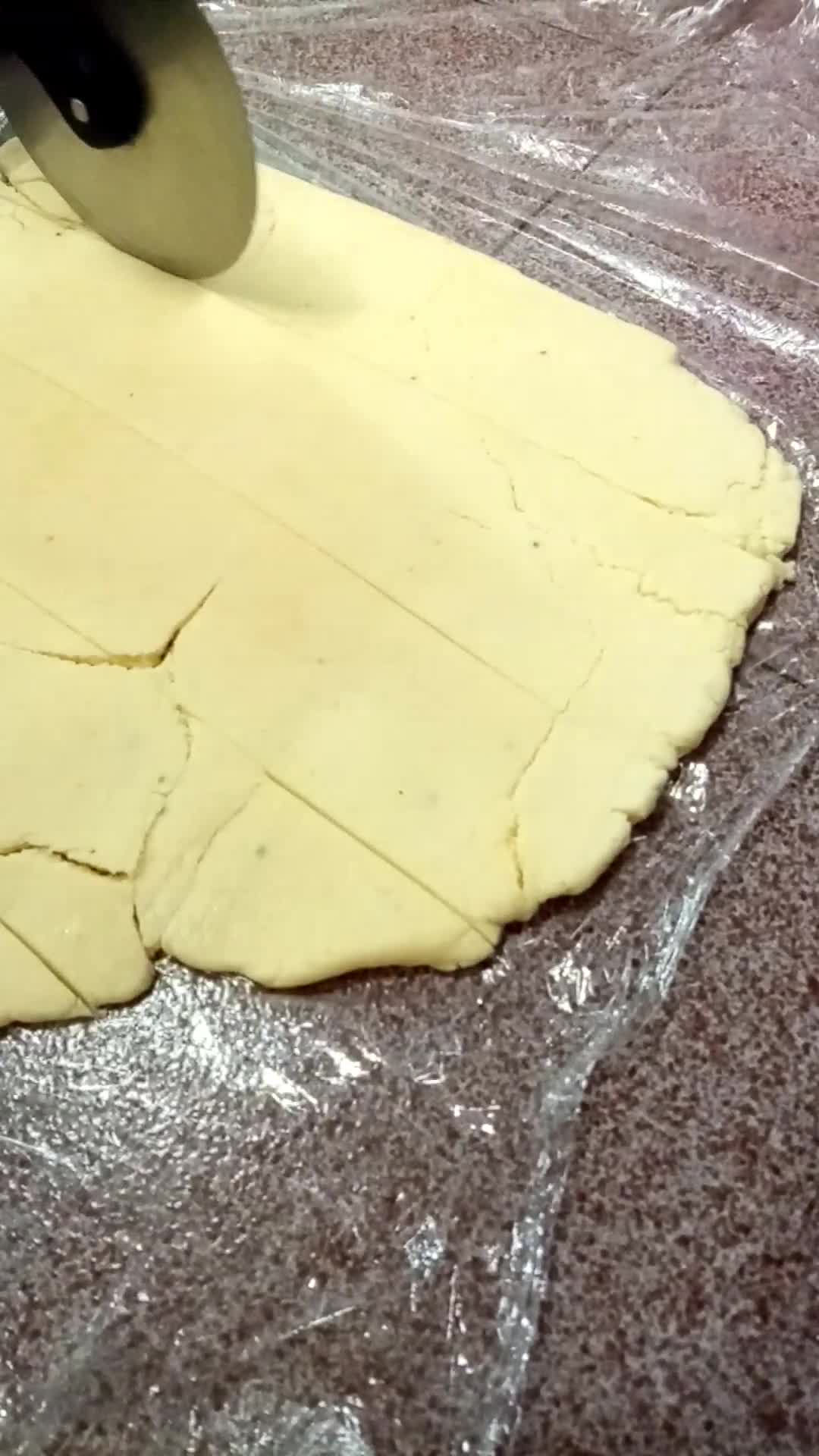 Foto del paso 5 de la receta: Galletitas de queso para celíacos