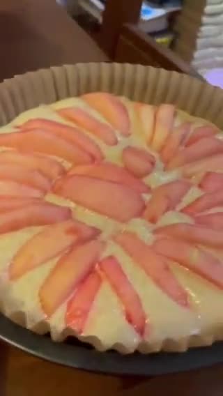 Foto del passaggio 4 della ricetta Torta MELE 🍎 all’alchermes
