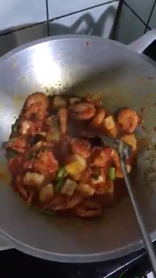 Foto langkah ke 5 dari resep Udang Tahu Balado.